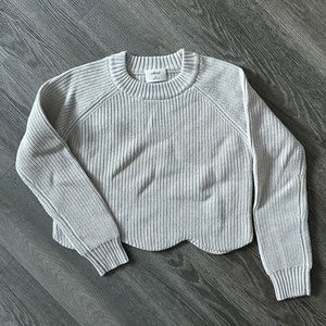 Aritzia Wilfred Scallop Sardou Sweater